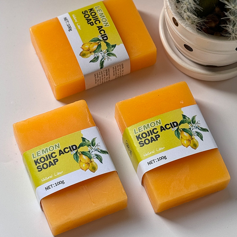 Kojic Acid Soap - El Yapımı Kojik Asit Sabunu, Esansiyel